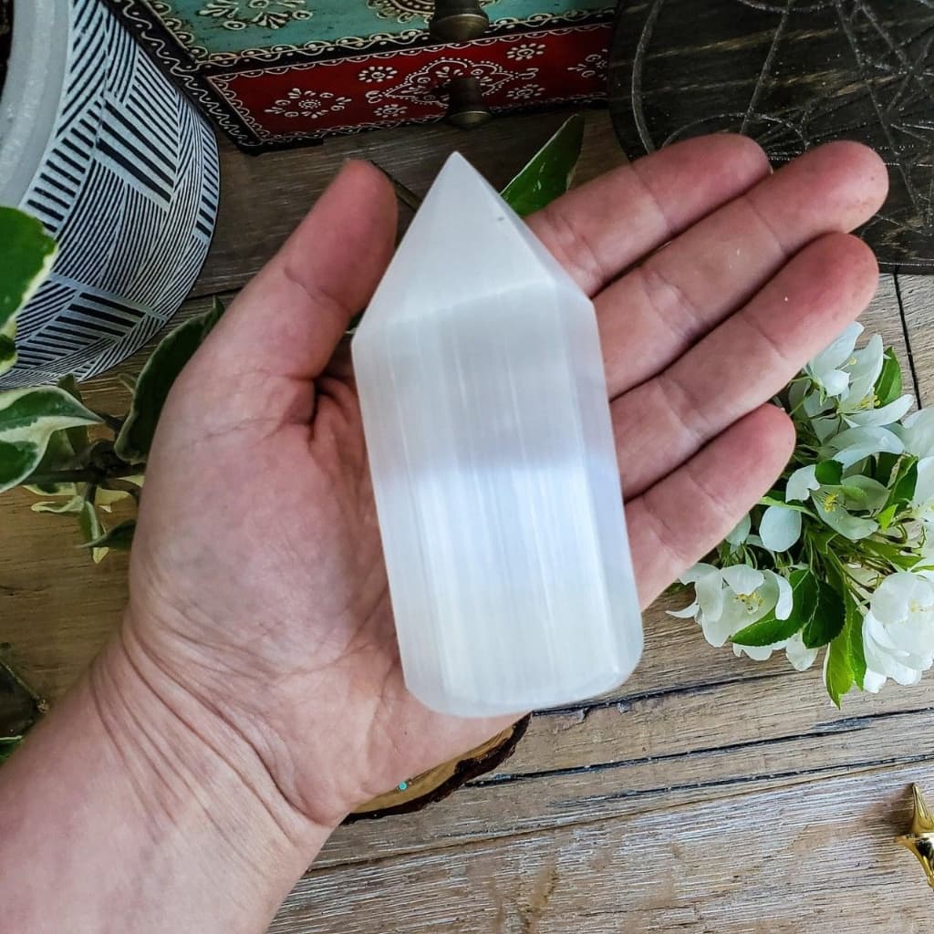 Selenite Point (Standalone)